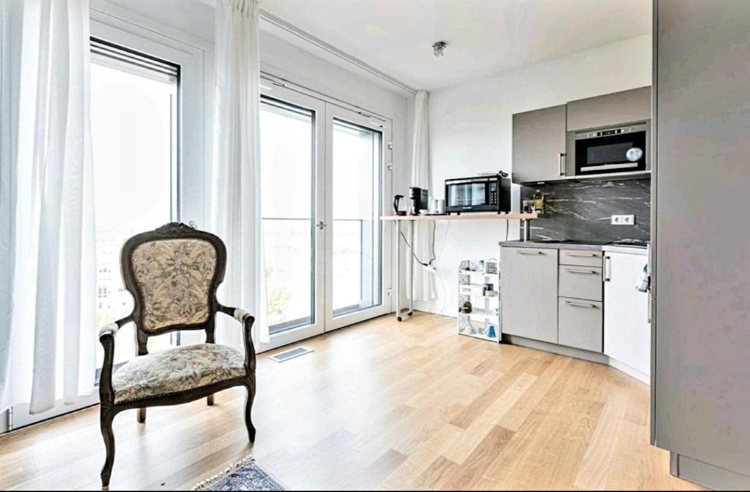 Schickes Mit Flussblick Am Medienhafen *